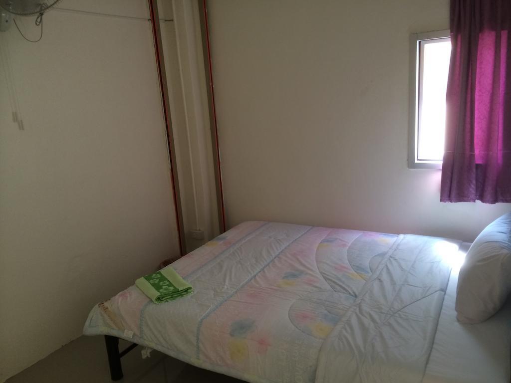 Asia Backpackers Hostel Pattaya Room photo