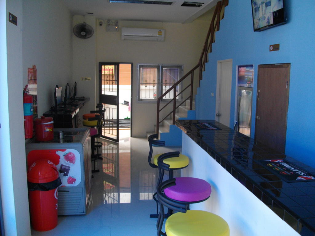 Asia Backpackers Hostel Pattaya Exterior photo